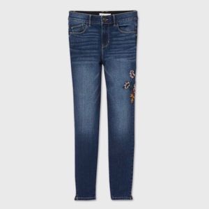 NWT Knox Rose Floral Embroidered Skinny Jeans